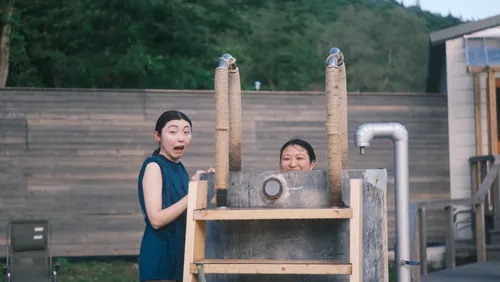 サウナ後の樽の水風呂